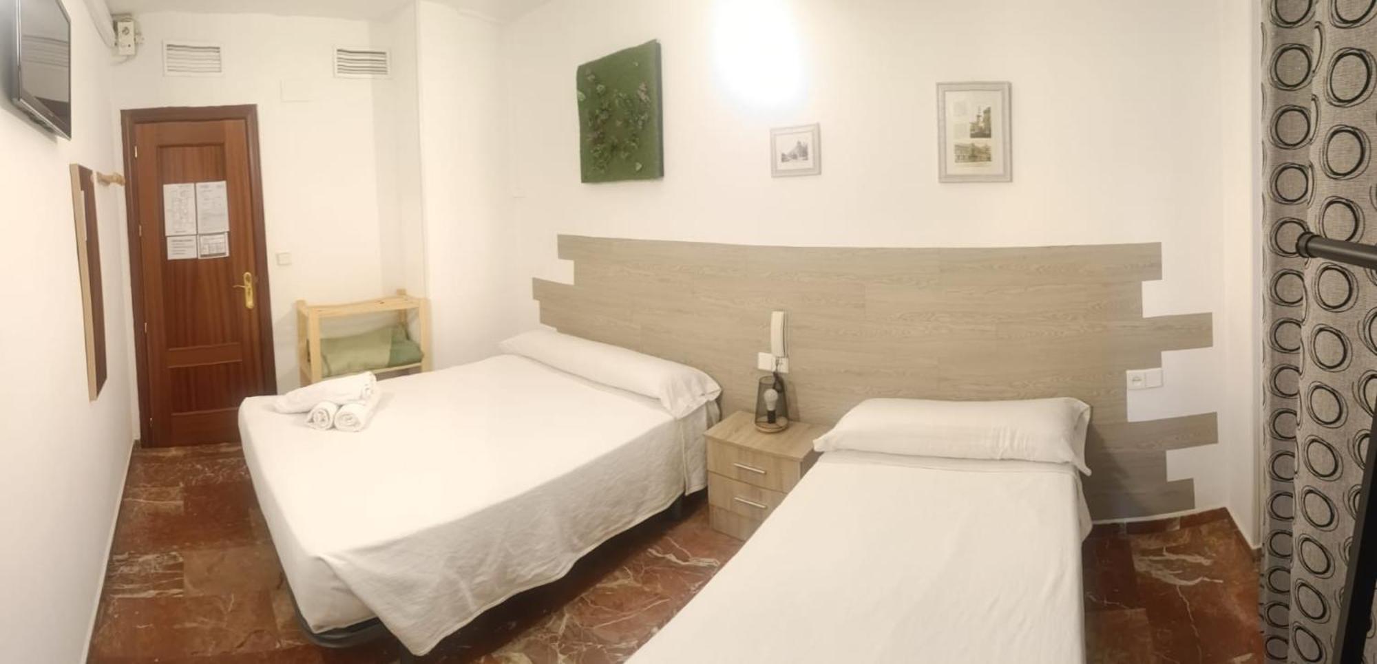 גרנדה Hostal Nevot מראה חיצוני תמונה